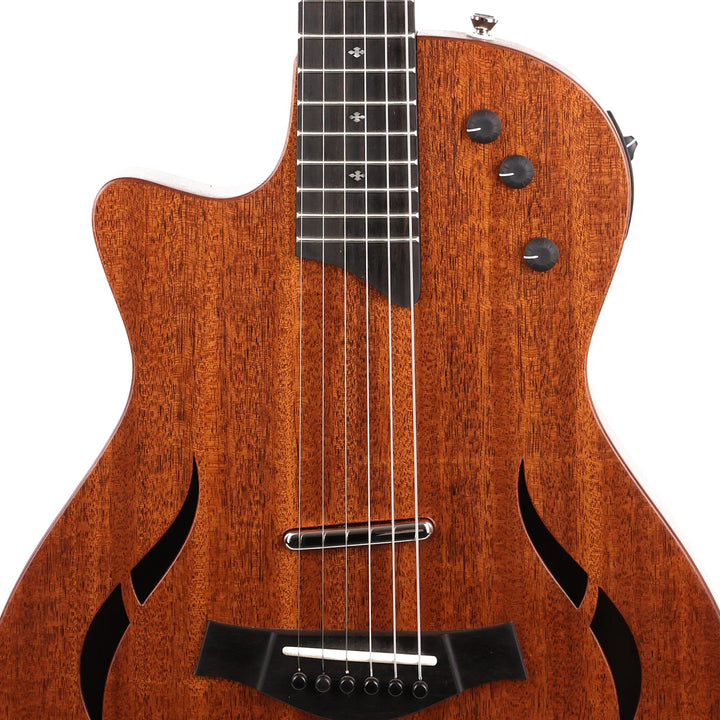 Taylor T5z Classic Left-Handed Acoustic Natural 2022