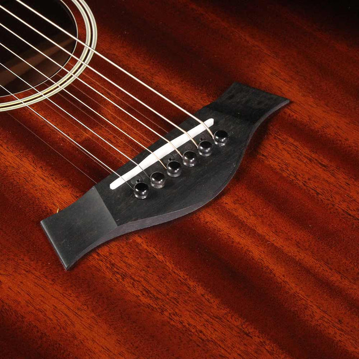 Taylor 524ce Left-Handed All-Mahogany Grand Auditorium Acoustic-Electric Guitar Tobacco Edgeburst