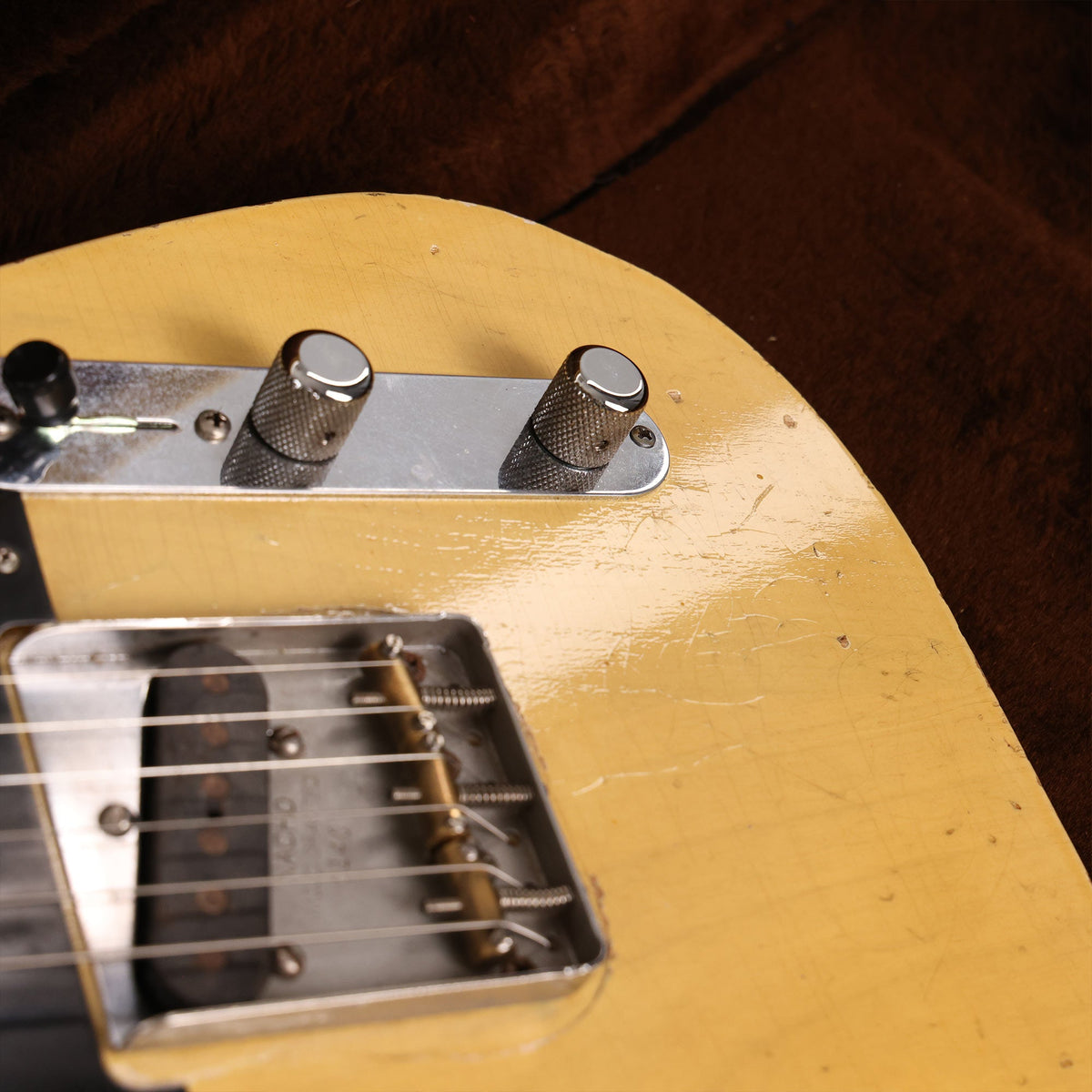 Nacho Guitars Blackguard Butterscotch Blonde — 9