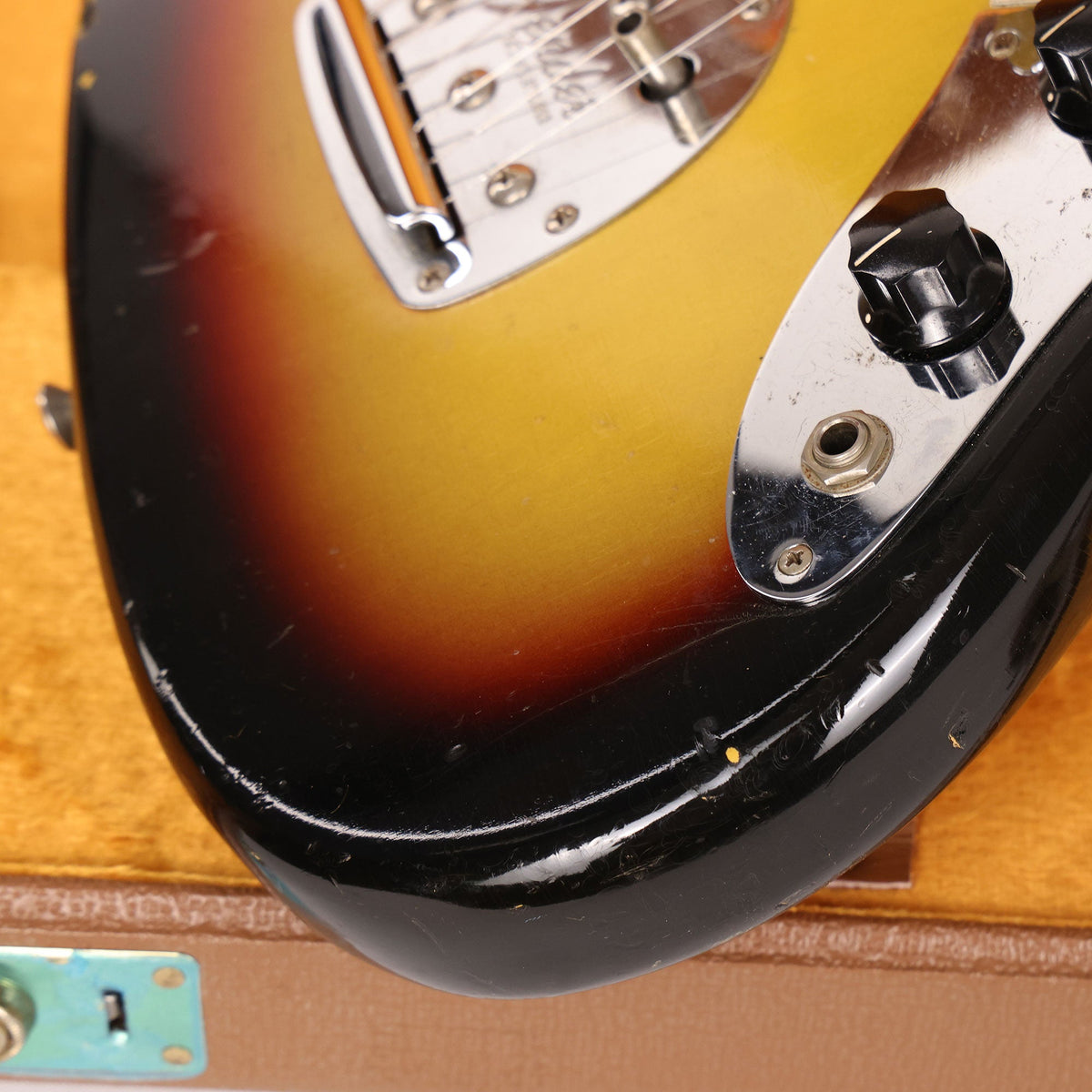 1966 Fender Jaguar Sunburst — 8