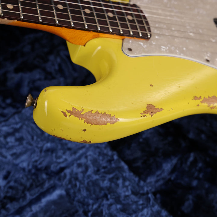 Fender Custom Shop 1969 Stratocaster Hardtail Heavy Relic Graffiti Yellow 2023