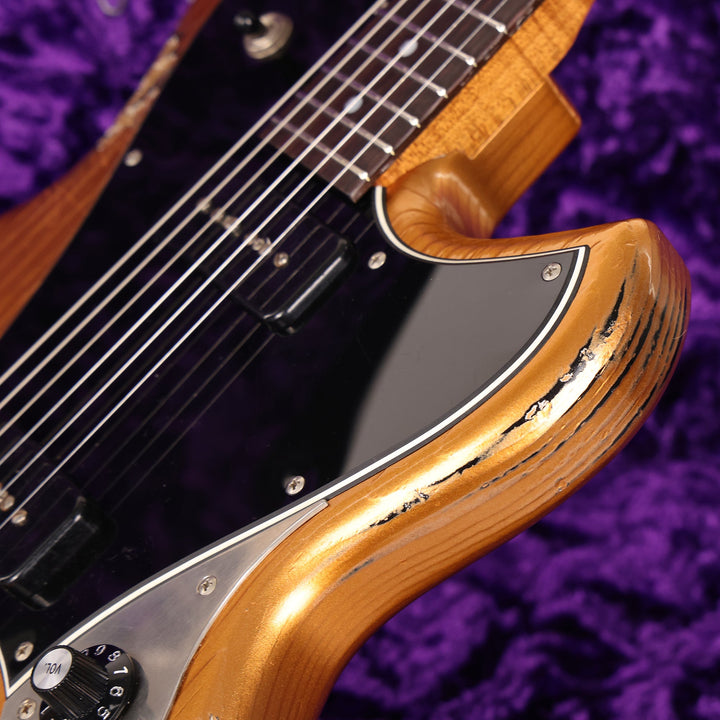 Novo Serus J Aztec Gold over Bull Black 2022