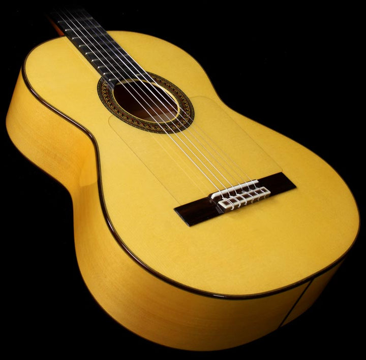 Ramirez Flamenco Series FL1A Acoustic Guitar High Gloss Yellow