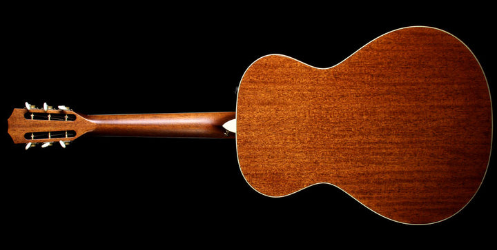 Taylor 522e 12-Fret Grand Concert Acoustic Guitar Mahogany