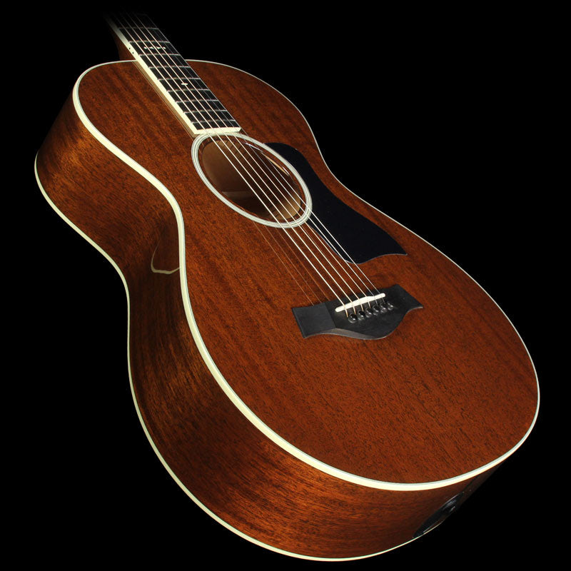 Used Taylor 522e 12-Fret Grand Concert Acoustic Guitar Mahogany — 1