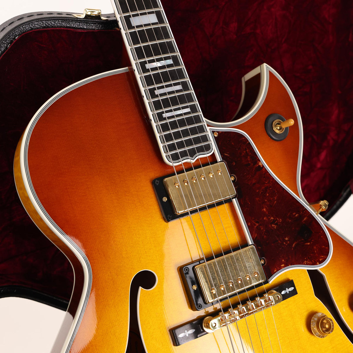 Gibson Custom Shop Crimson Division Byrdland Sunburst 2012 — 9