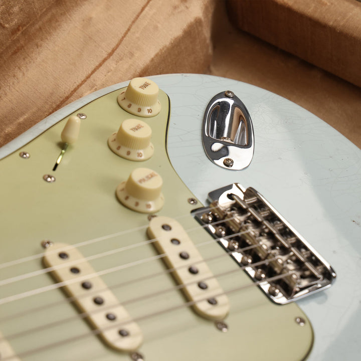 Fender Custom Shop 1963 Stratocaster Journeyman Relic Super Faded Aged Sonic Blue 2023