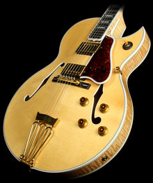 Used 2003 Gibson Custom Shop Byrdland Florentine Electric Guitar Antique Natural