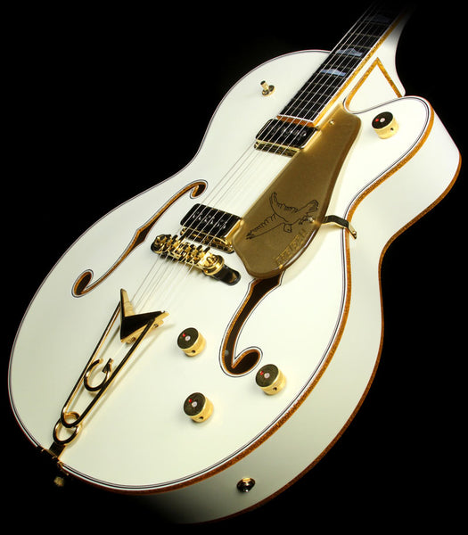 Used 2005 Gretsch Custom Shop Masterbuilt G6136CST White Falcon Electric Guitar White