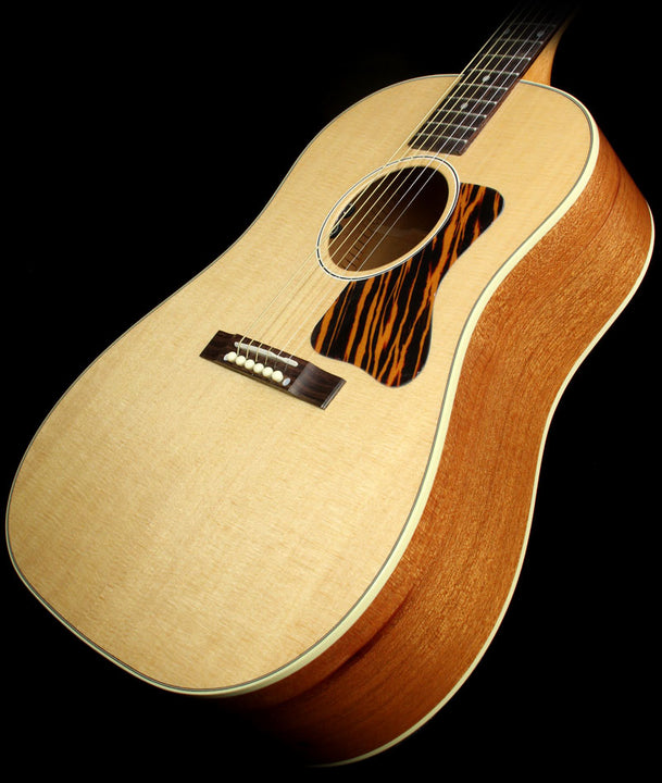 Used 2015 Gibson Montana J-35 Slope-Shoulder Dreadnought Acoustic Guitar Natural