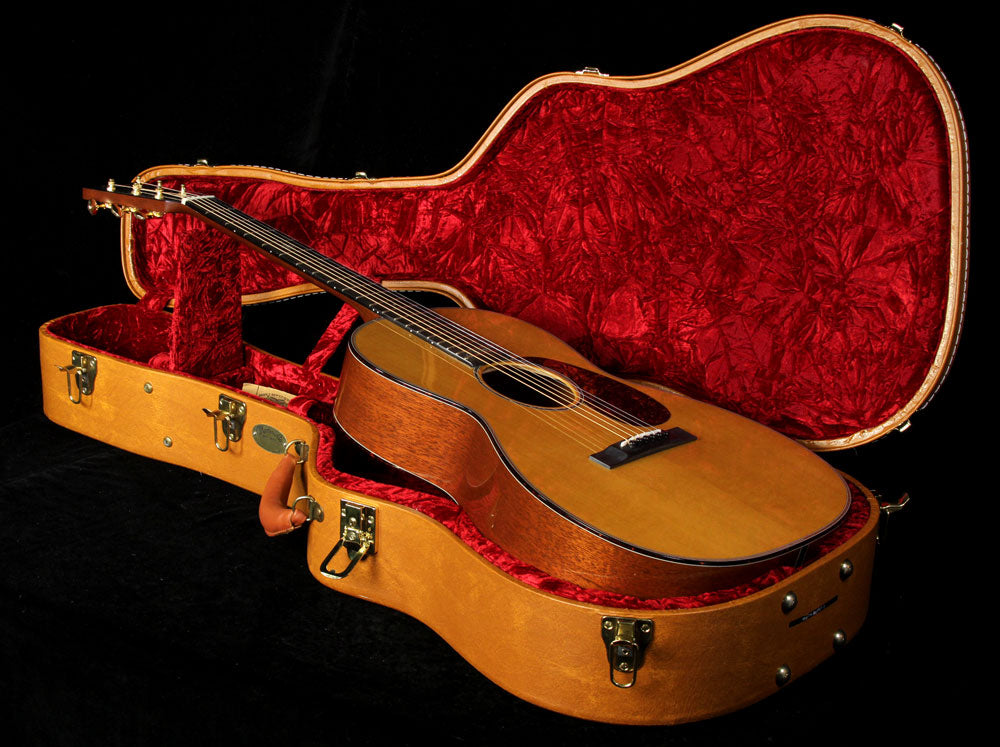 Used 2003 Martin 000-JBP Jimmy Buffett Pollywog Acoustic Guitar Natural — 4