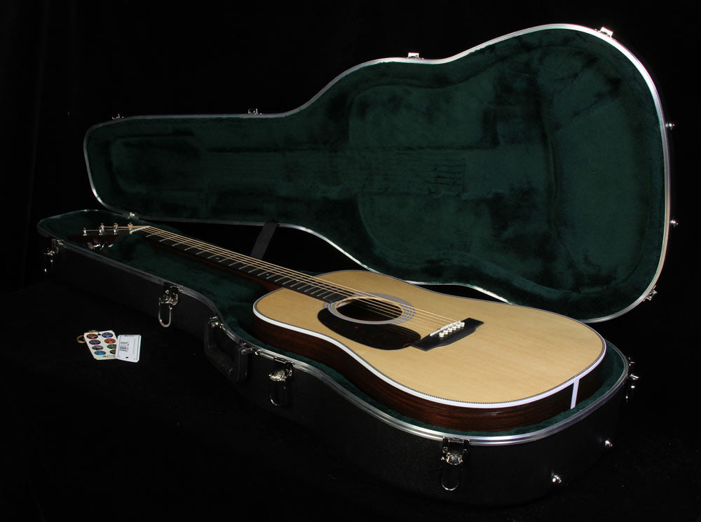 Martin HD-28 Dreadnought Left-Handed Acoustic Guitar Natural — 6