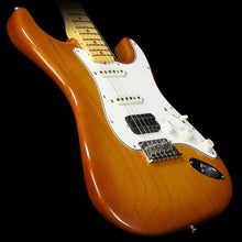 Used 2012 Fender Custom Shop '62 Stratocaster Closet Classic Electric Guitar Honey Burst with Matching Headstock