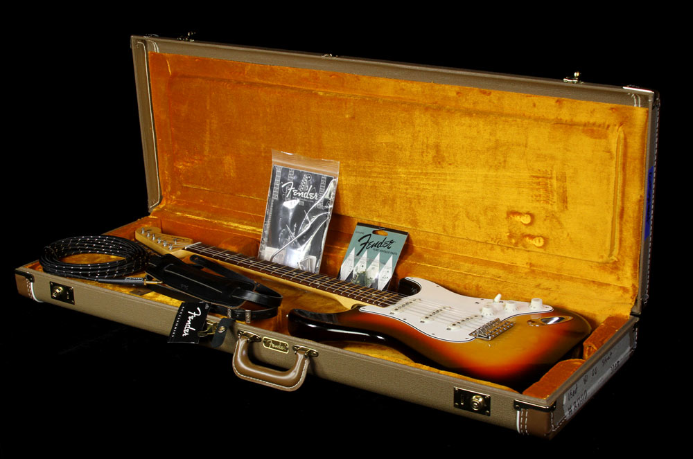 Used 2012 Fender Custom Shop '61 Stratocaster Closet Classic Electric Guitar 3-Tone Sunburst — 8