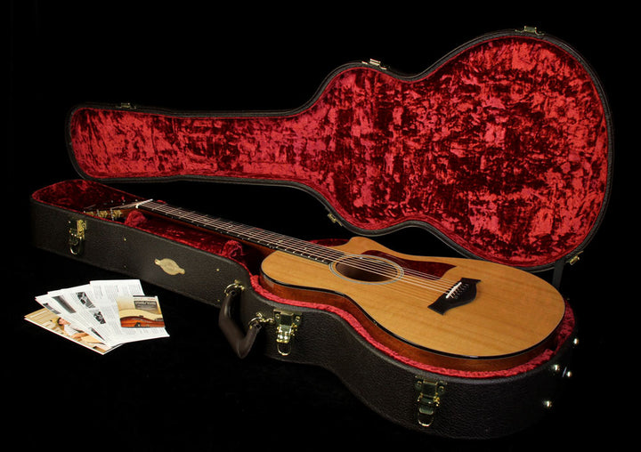 Taylor 512ce 12-Fret Cedar Grand Concert Acoustic Guitar Natural