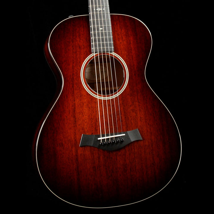 Taylor 522e 12-Fret Grand Concert Acoustic Guitar Shaded Edgeburst