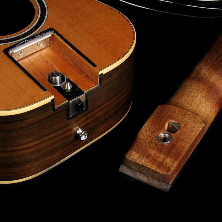 Journey Instruments OC520 Cedar Classical Guitar Natural Satin