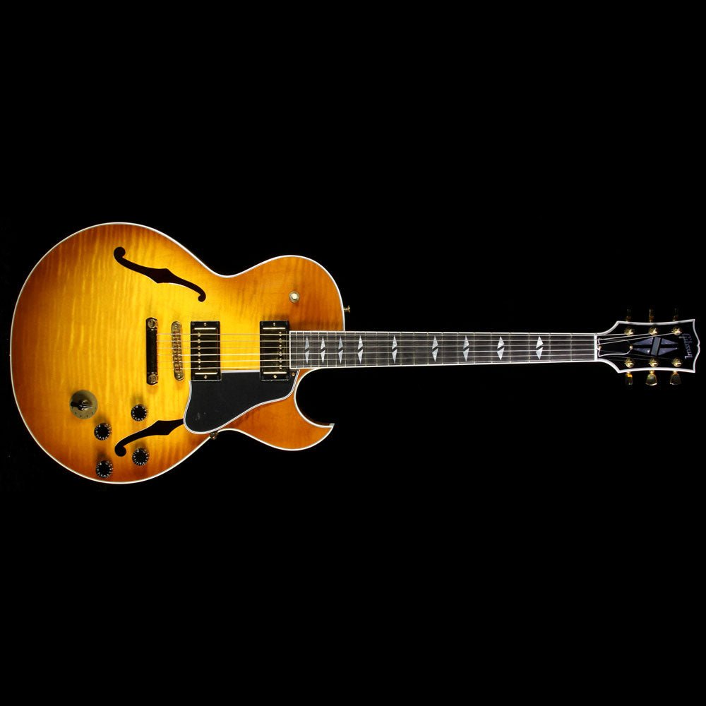 Used 2004 Gibson Custom Shop ES-137 Custom Electric Guitar Light Burst — 2