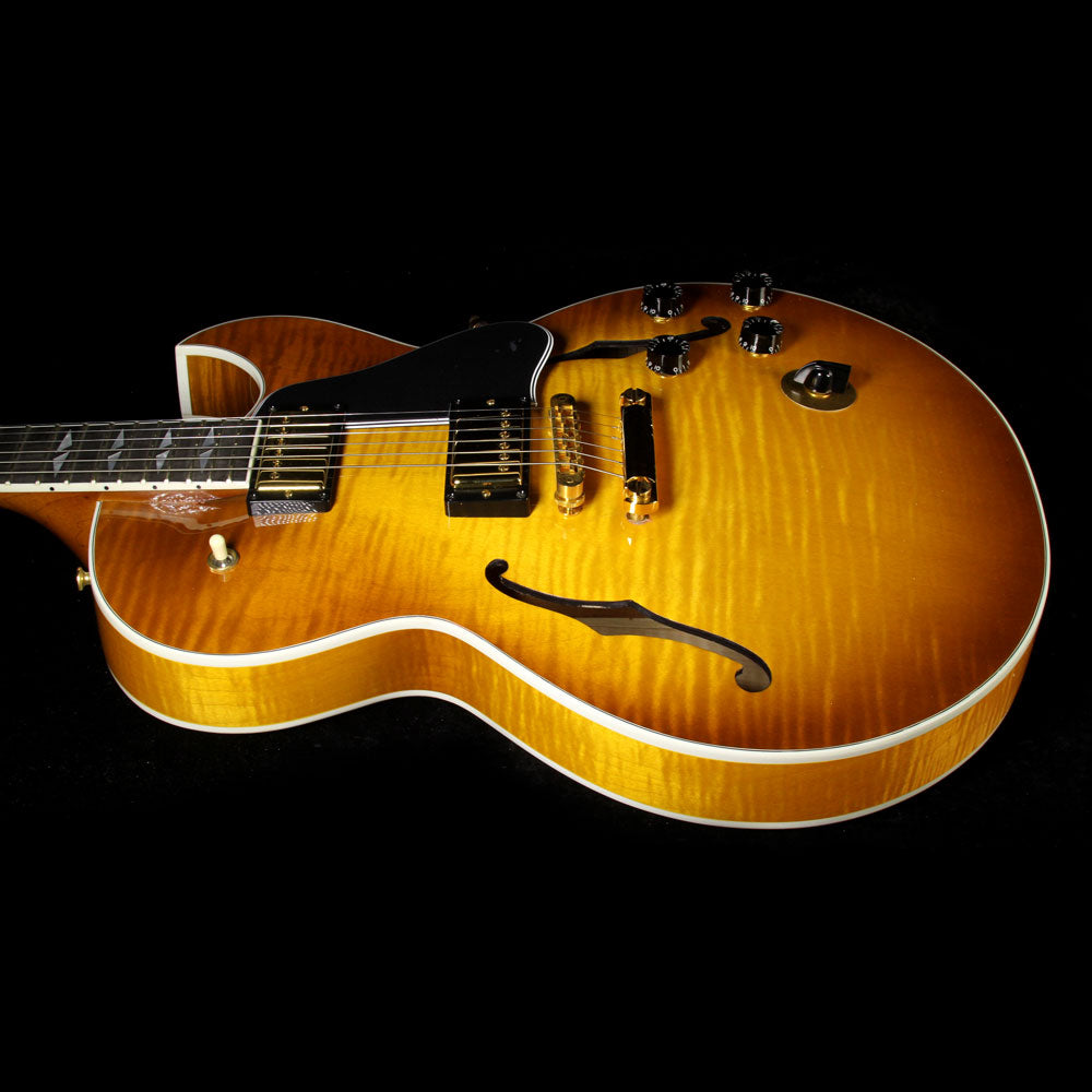 Used 2004 Gibson Custom Shop ES-137 Custom Electric Guitar Light Burst — 5