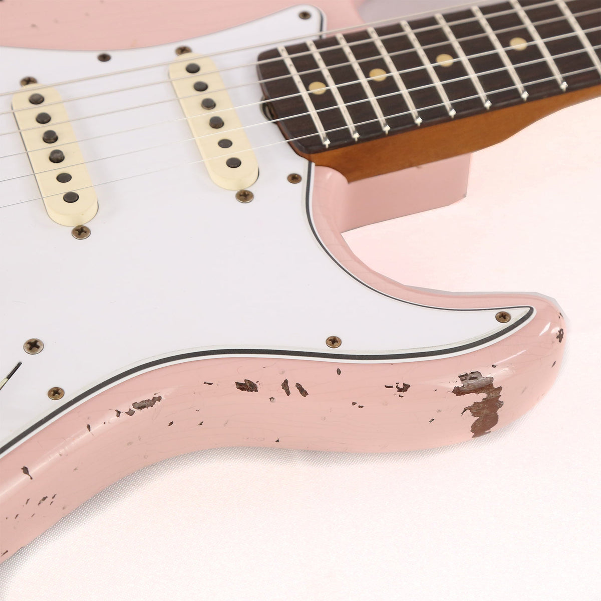 Fender Custom Shop 1960s Stratocaster Roasted Alder Shell Pink Heavy Relic — 8