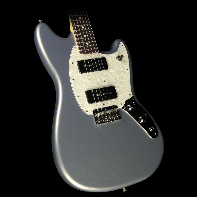 mustang fender mexico 変色したシルバーエレキギター Used Fender Mustang 90 Electric Guitar Silver | The Music Zoo