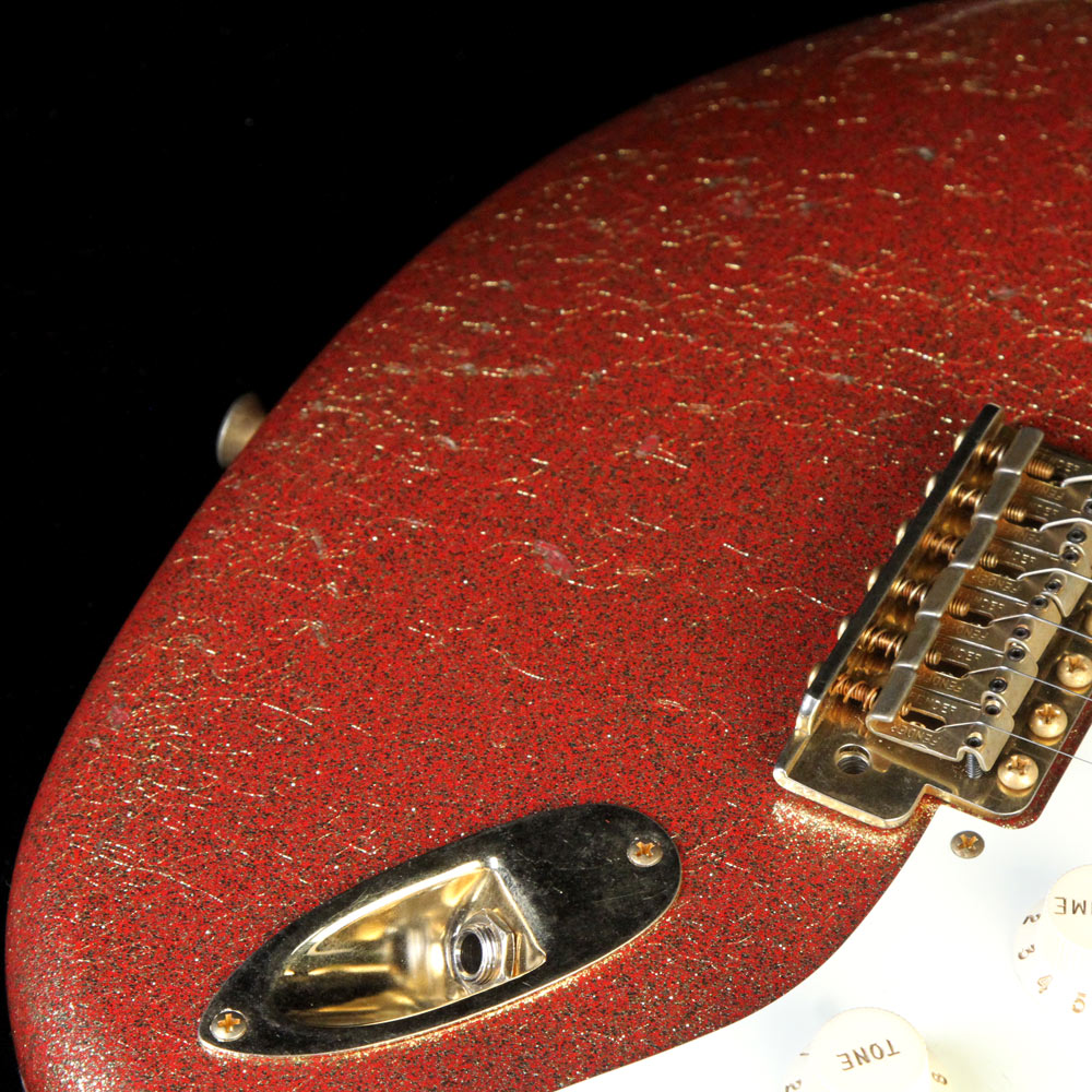 Fender Custom Shop 1957 Stratocaster Heavy Relic Gold Sparkle over Red Base — 6