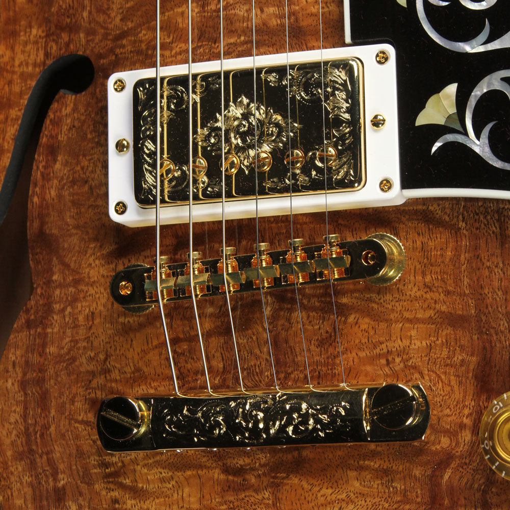 Gibson Custom Shop Bella Voce Koa Les Paul Electric Guitar Natural — 7