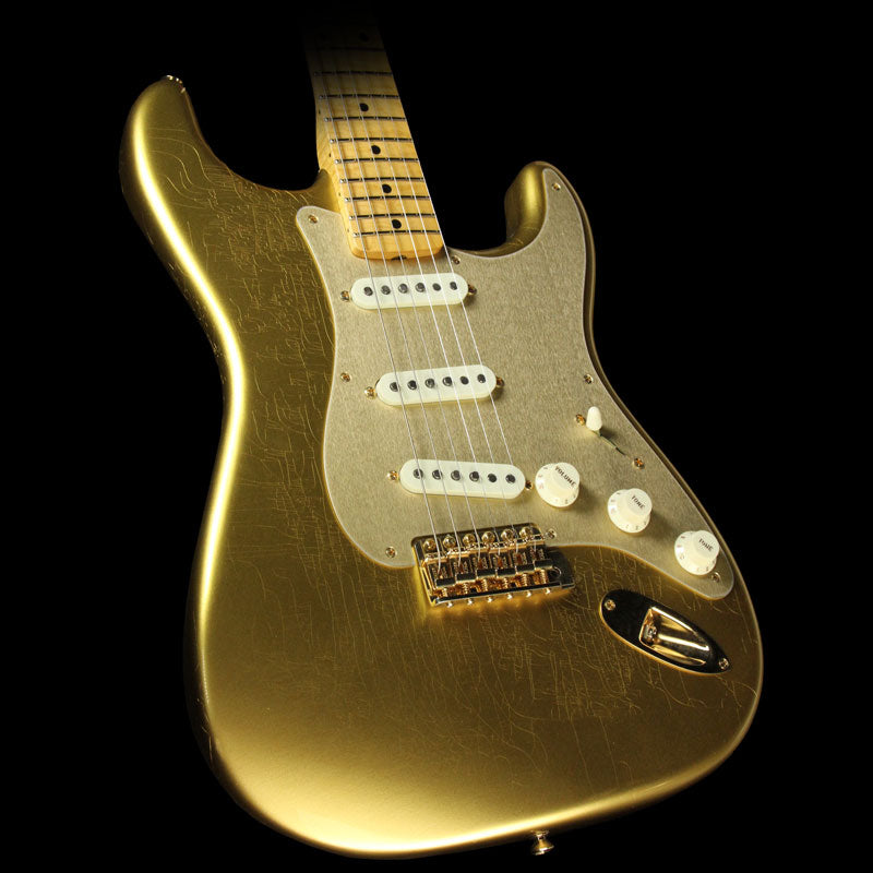 Used Fender Custom Shop 2017 Limited Edition Stratocaster Closet Classic Electric Guitar HLE Gold — 1