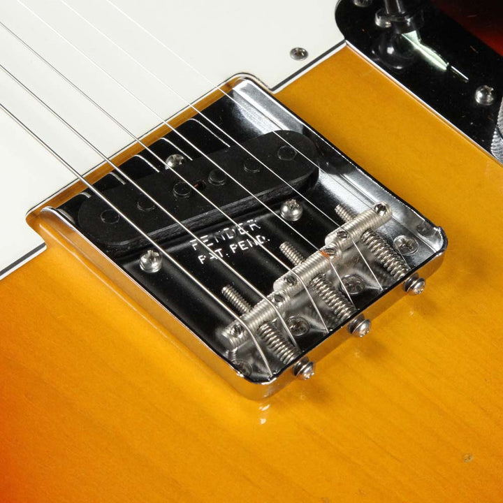 Fender Custom Shop '63 Custom Telecaster Relic Electric Guitar Chocolate 3-Tone Sunburst