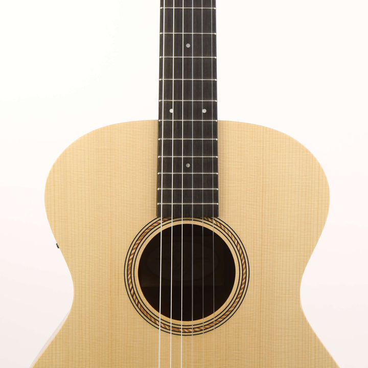 Taylor Academy 12e-N Grand Concert Nylon-String Acoustic Natural Used