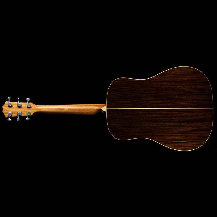 Taylor 810e DLX Dreadnought Acoustic-Electric Guitar Natural