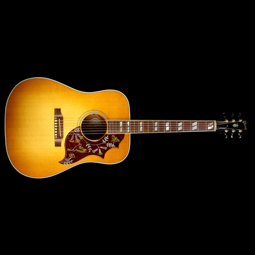 Used 2015 Gibson Montana Hummingbird Acoustic Guitar Heritage Cherry Sunburst — 2