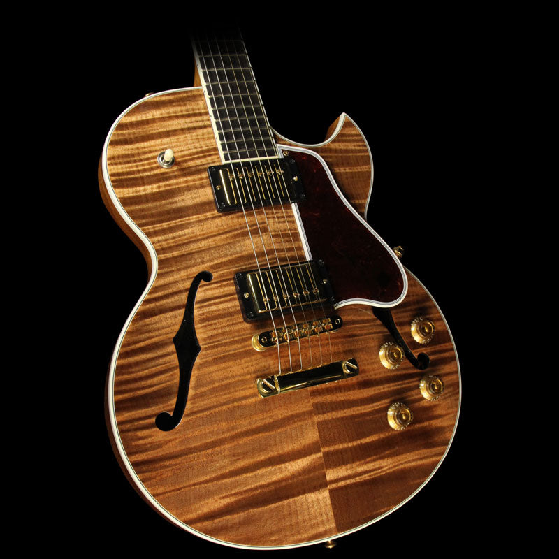 Used Gibson Custom Shop Pat Martino Signature Electric Guitar Caramel Brown — 1
