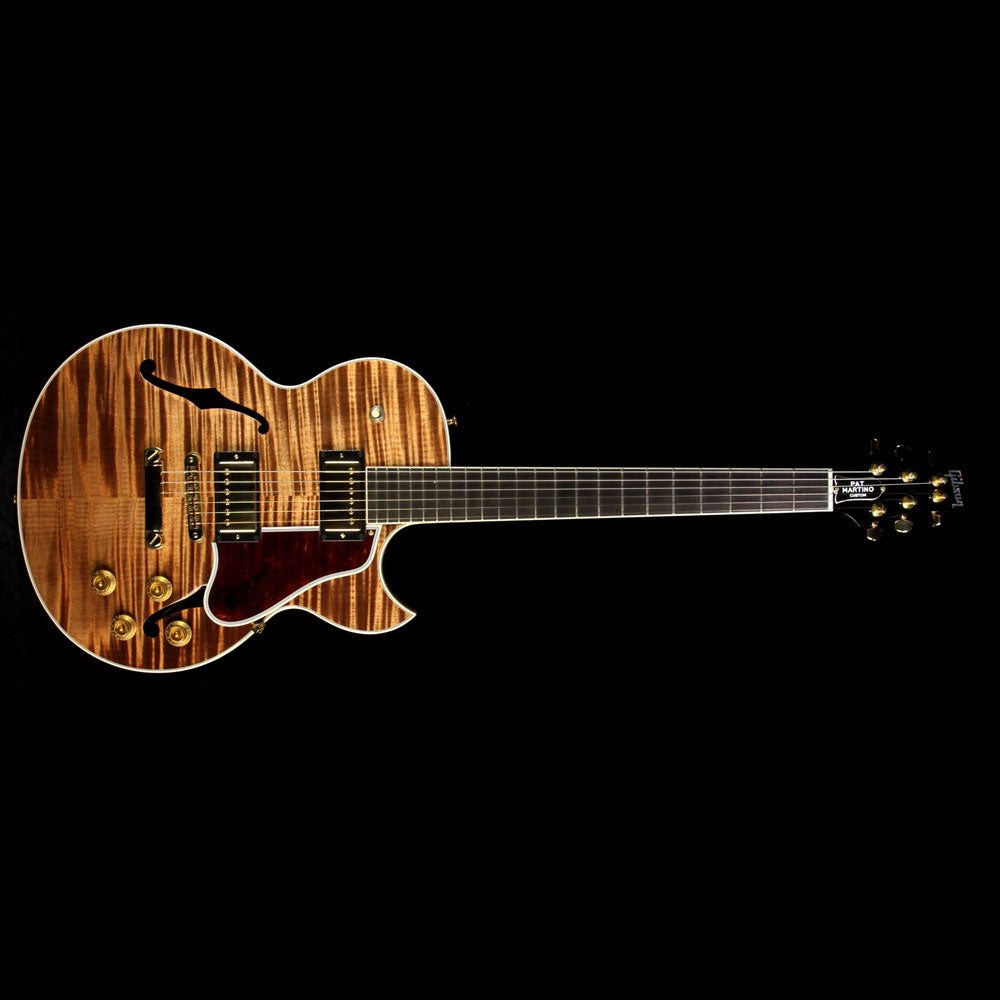 Used Gibson Custom Shop Pat Martino Signature Electric Guitar Caramel Brown — 2