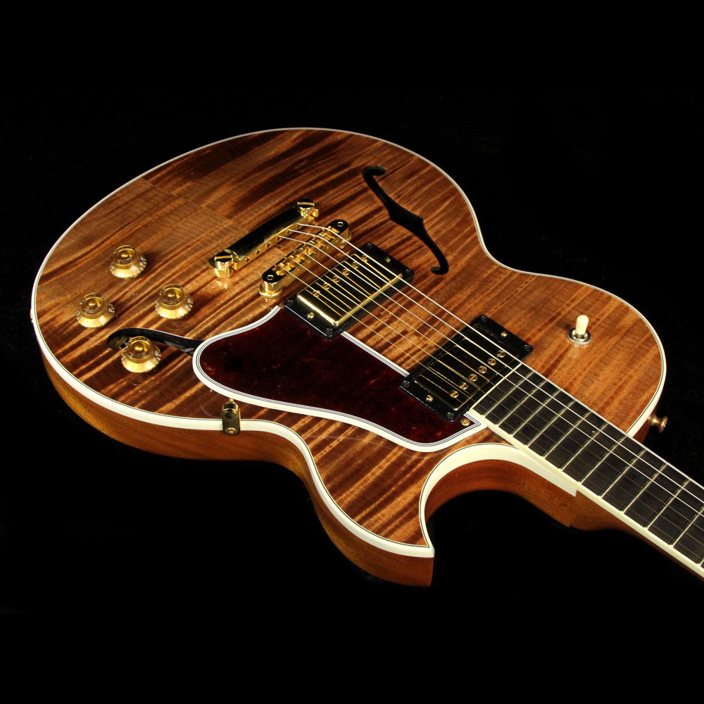 Used Gibson Custom Shop Pat Martino Signature Electric Guitar Caramel Brown — 5
