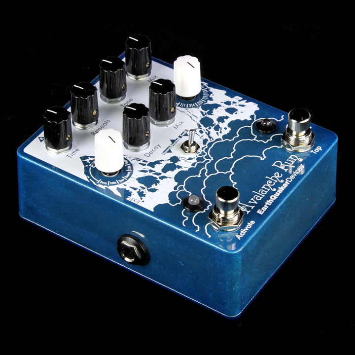 EarthQuaker Avalanche Run Delay/Reverb Effects Pedal