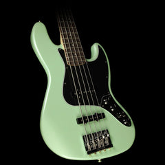 31688_Deluxe_Act_JB_V_RW_Surf_