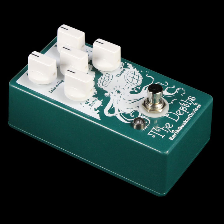 EarthQuaker Devices The Depths Vibrato Effects Pedal
