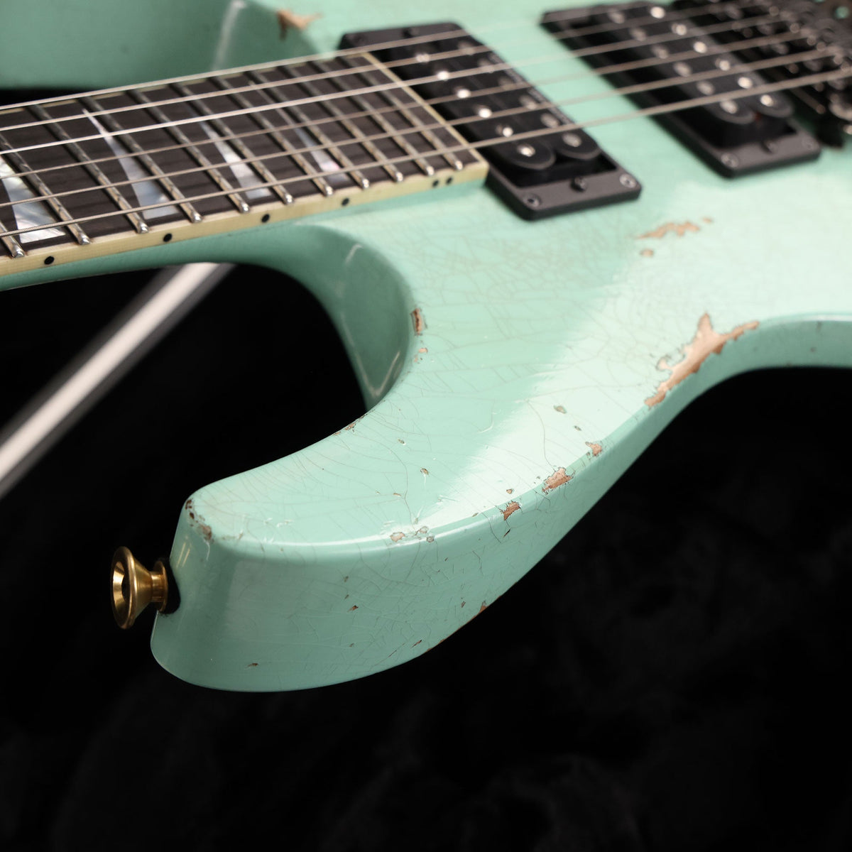 Jackson Custom Shop Music Zoo Exclusive Nitro Aged SL2H-V Soloist Surf Green — 7