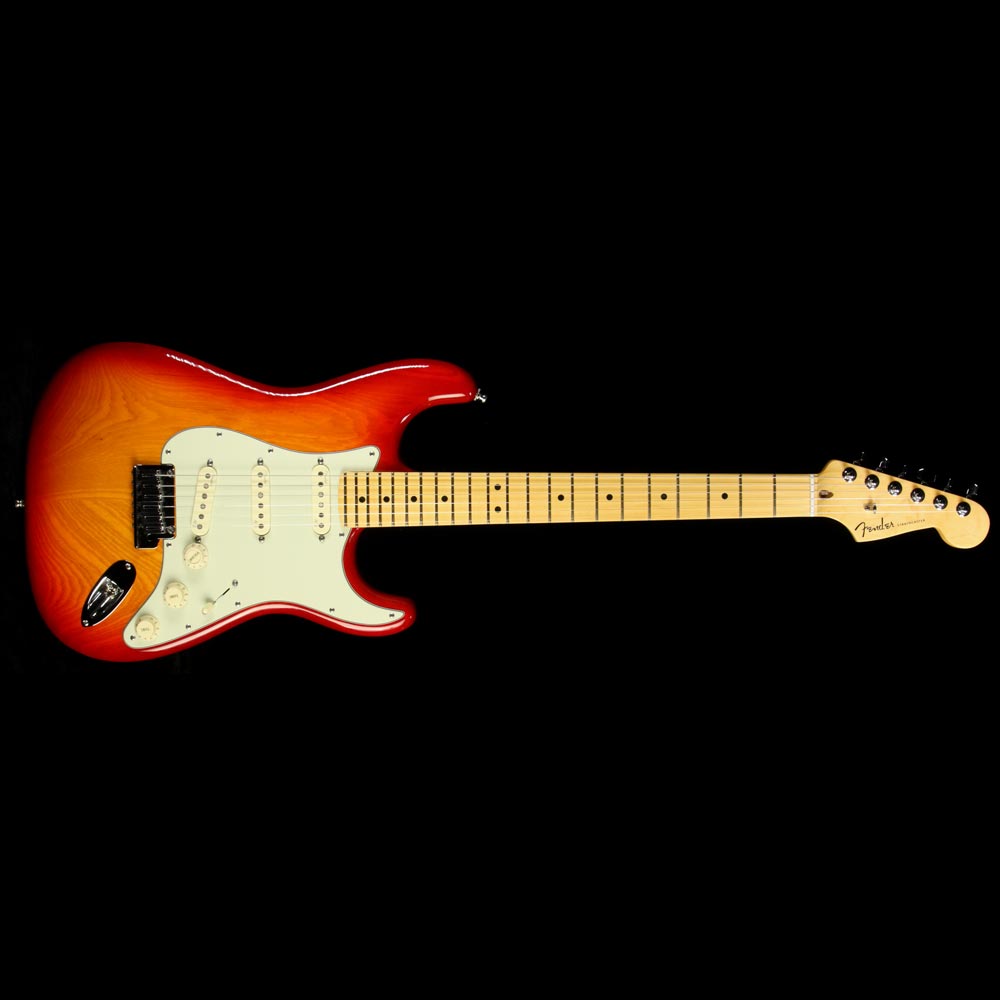 Used 2015 Fender American Deluxe Stratocaster Electric Guitar Cherry Burst — 2