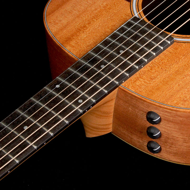 Taylor GS Mini-e Mahogany Acoustic Guitar Natural