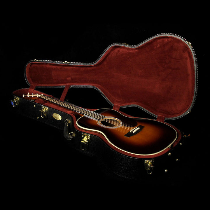 Used 2016 Martin Custom Shop 000-28 14-Fret Acoustic Guitar Sunburst