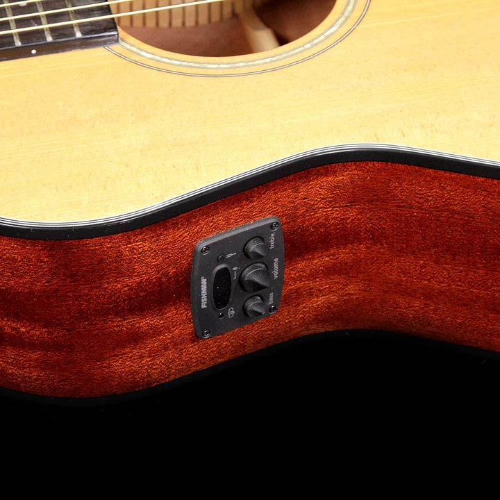 Fender CC-60SCE Concert Acoustic Guitar Natural