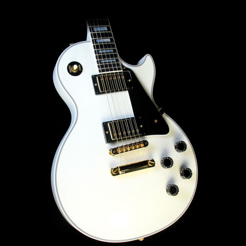 Used Gibson Custom Shop Les Paul Custom Electric Guitar Diamond White — 1