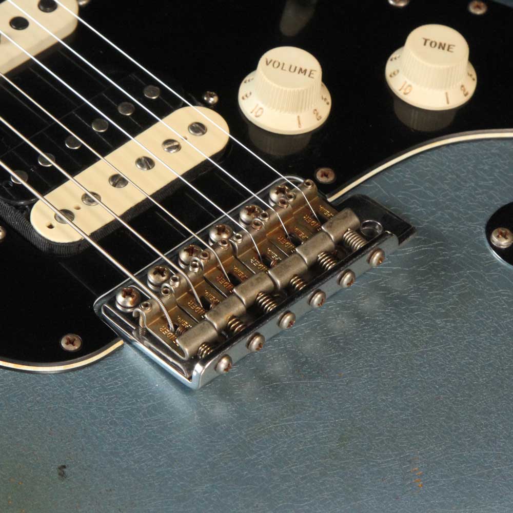 Fender Custom Shop Garage Mod 1969 Stratocaster Ice Blue Metallic over 3 Color Sunburst Heavy Relic — 6