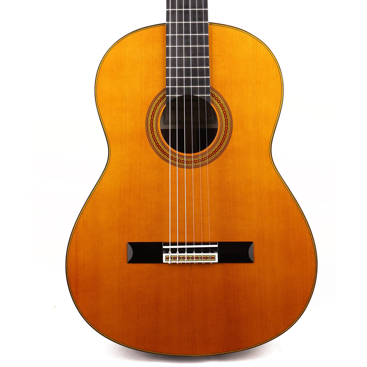Yamaha GC32C Classical Nylon String Guitar Natural — 1