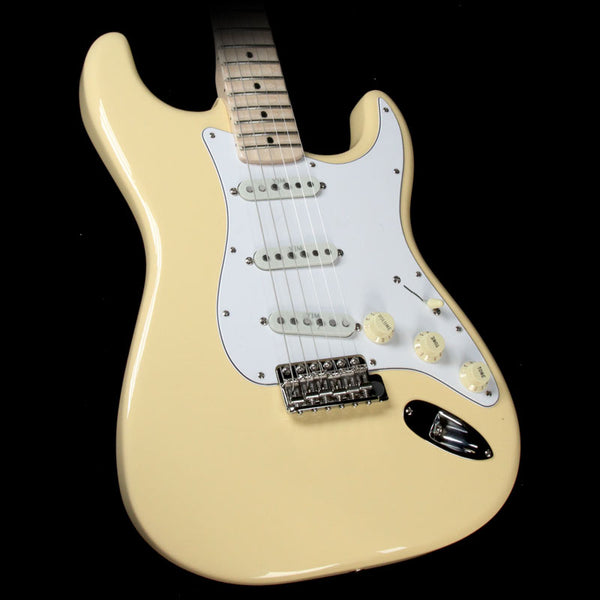 Fender Artist Yngwie Malmsteen Stratocaster Vintage White