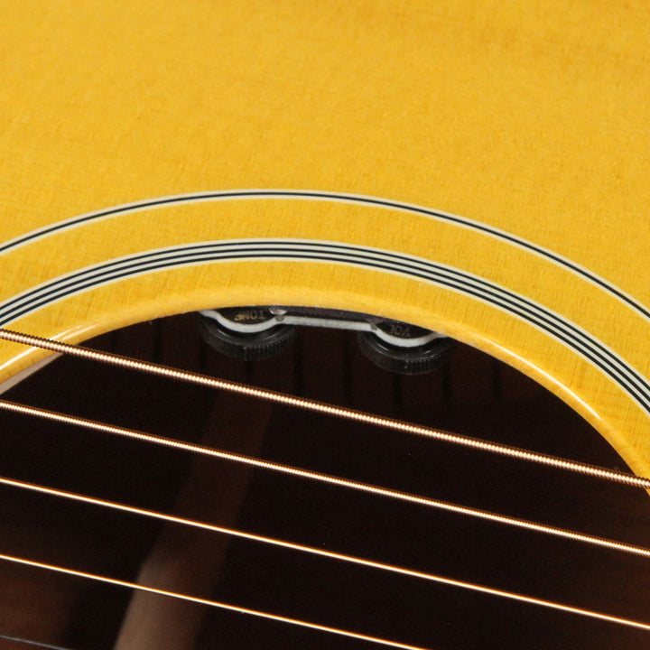 Gibson LG-2 American Eagle Antique Natural