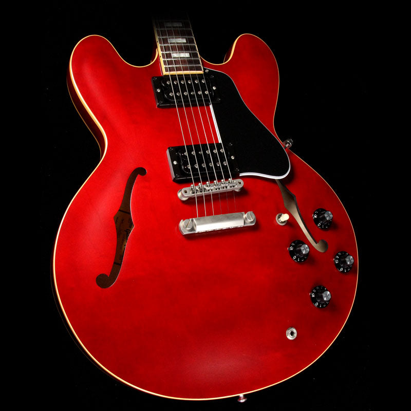 ES-335 レッド Gibson Custom An Undeniable Recreation