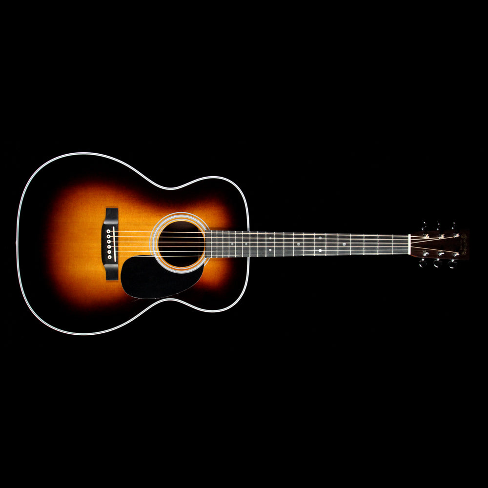Martin 000-28 Auditorium Acoustic Sunburst — 2